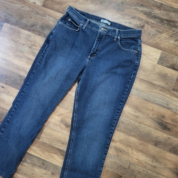 Riders by Lee Women's Relaxed Fit Straight Leg Heavyweight Blue Jeans Size 14 M - Picture 2 of 10